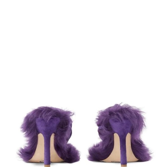 BURBERRY
Step Rose velvet thong sandals size 37.5 - Picture 3 of 5